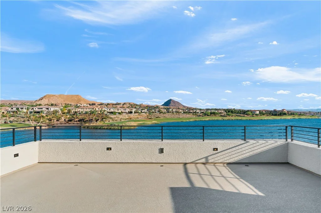66 Lakefront, Henderson, NV 89011
