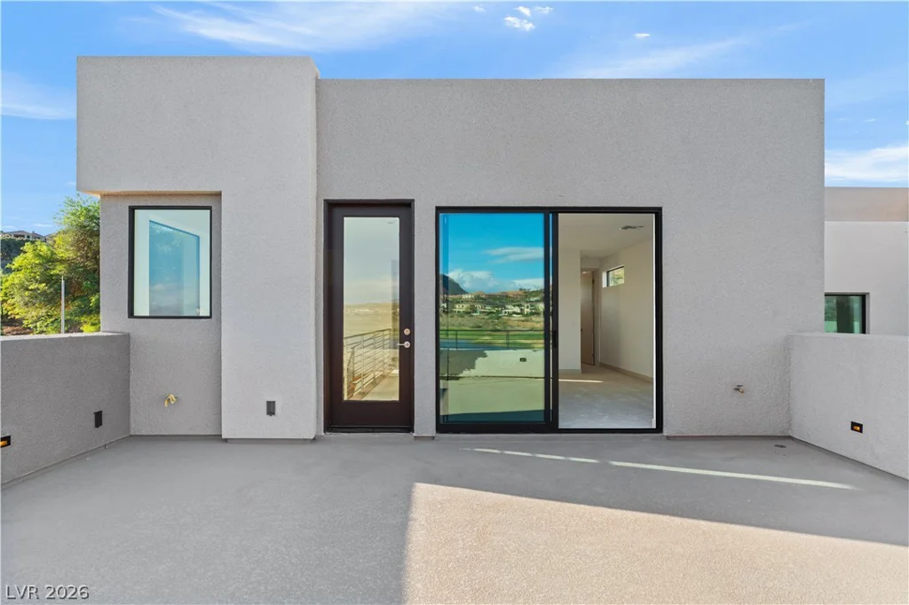 66 Lakefront, Henderson, NV 89011