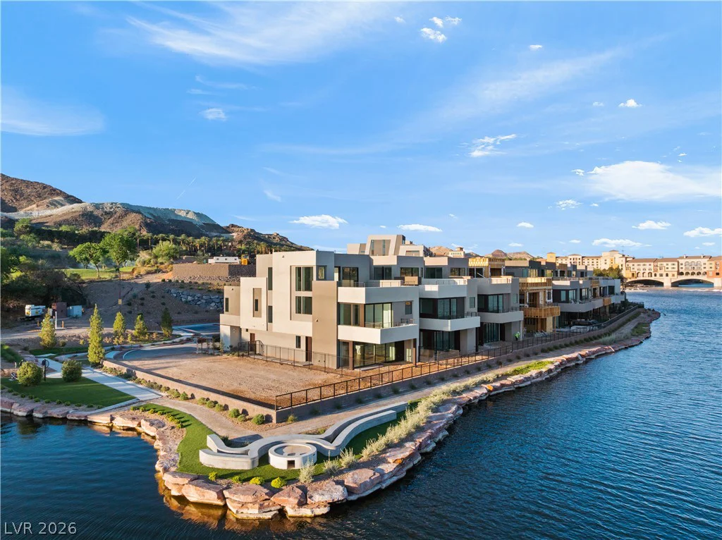 66 Lakefront, Henderson, NV 89011