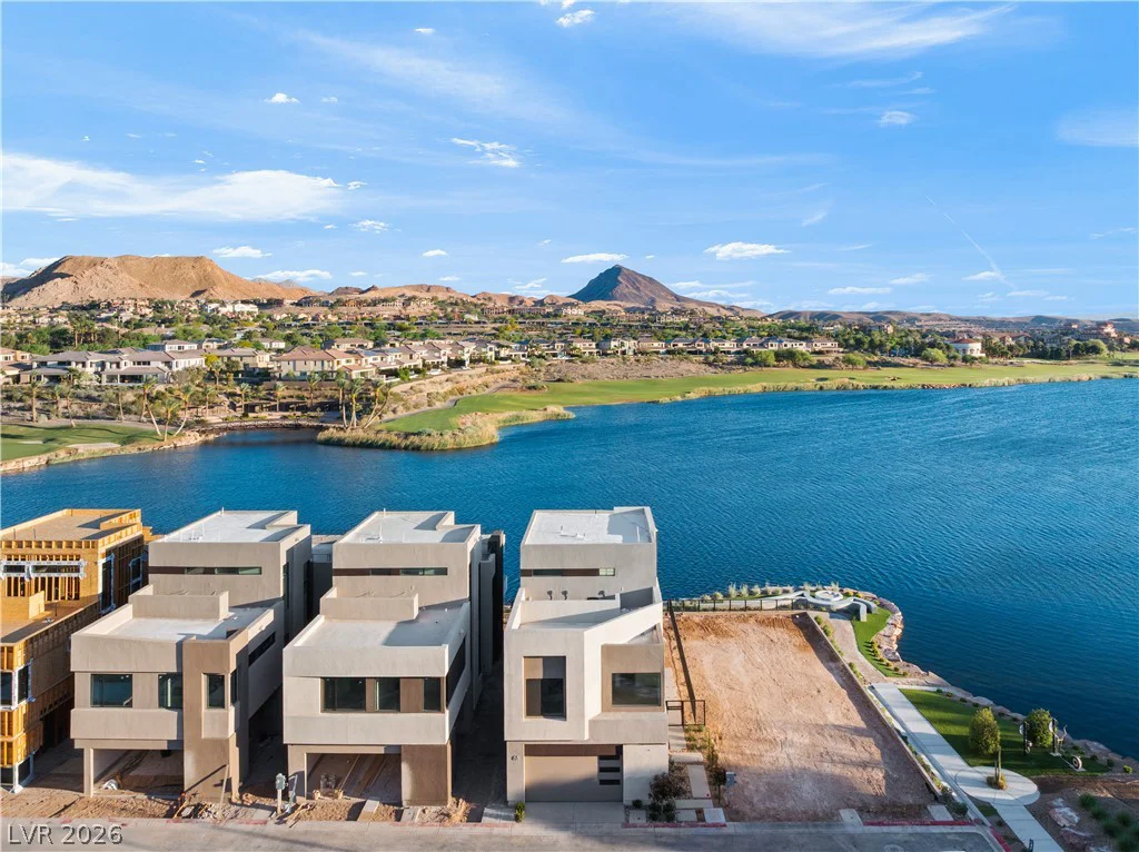 66 Lakefront, Henderson, NV 89011