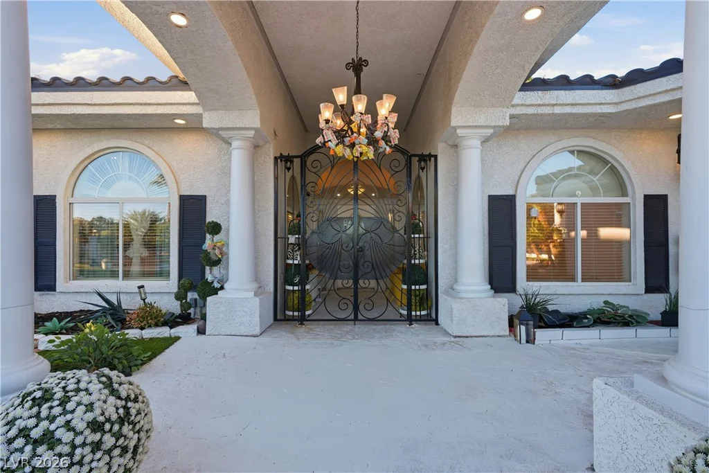 7360 Darby, Las Vegas, NV 89117