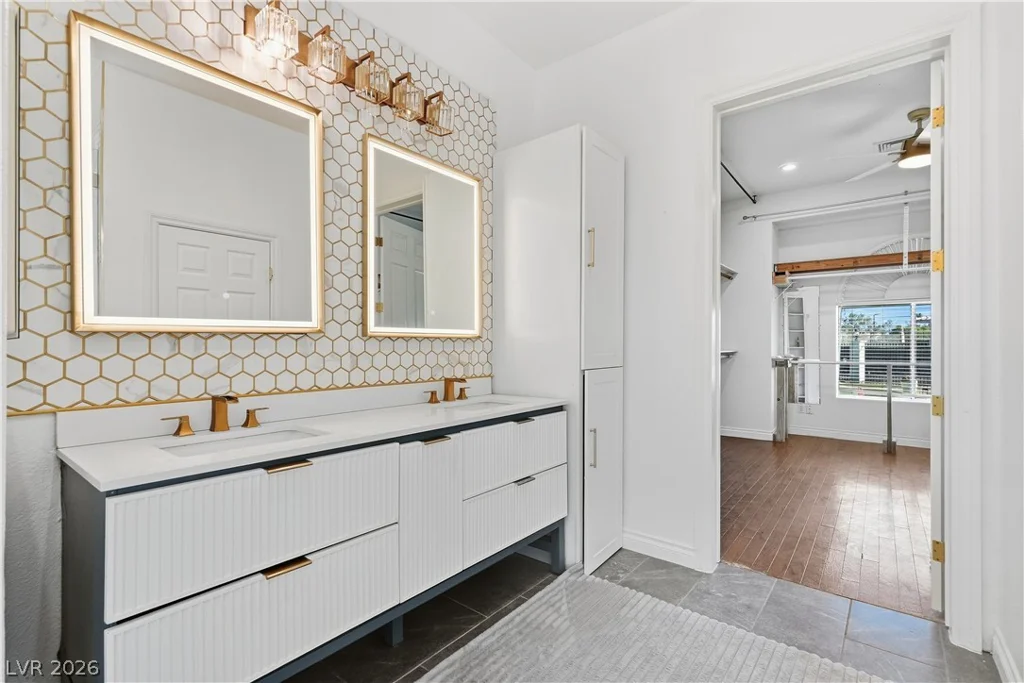 7360 Darby, Las Vegas, NV 89117