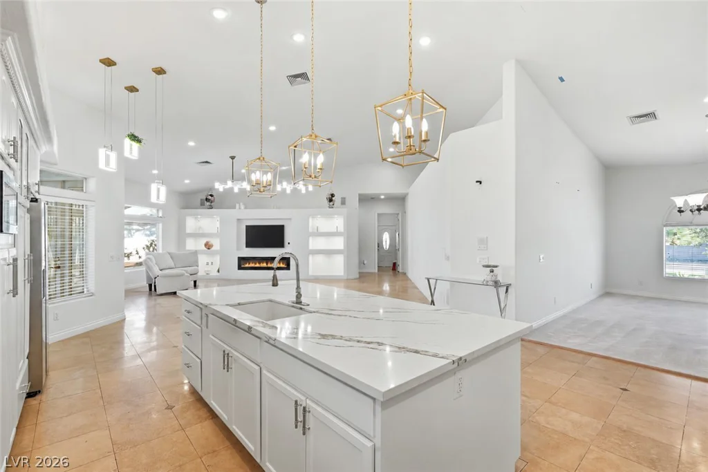 7360 Darby, Las Vegas, NV 89117