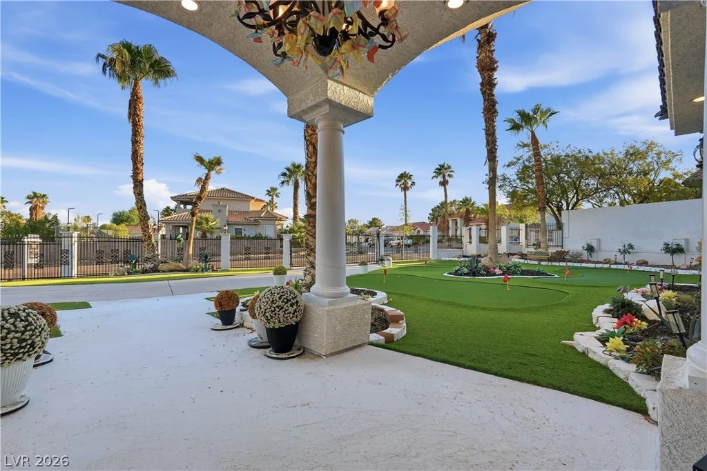 7360 Darby, Las Vegas, NV 89117