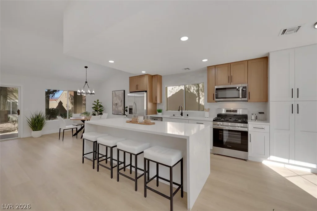 9532 Eagle Valley, Las Vegas, NV 89134