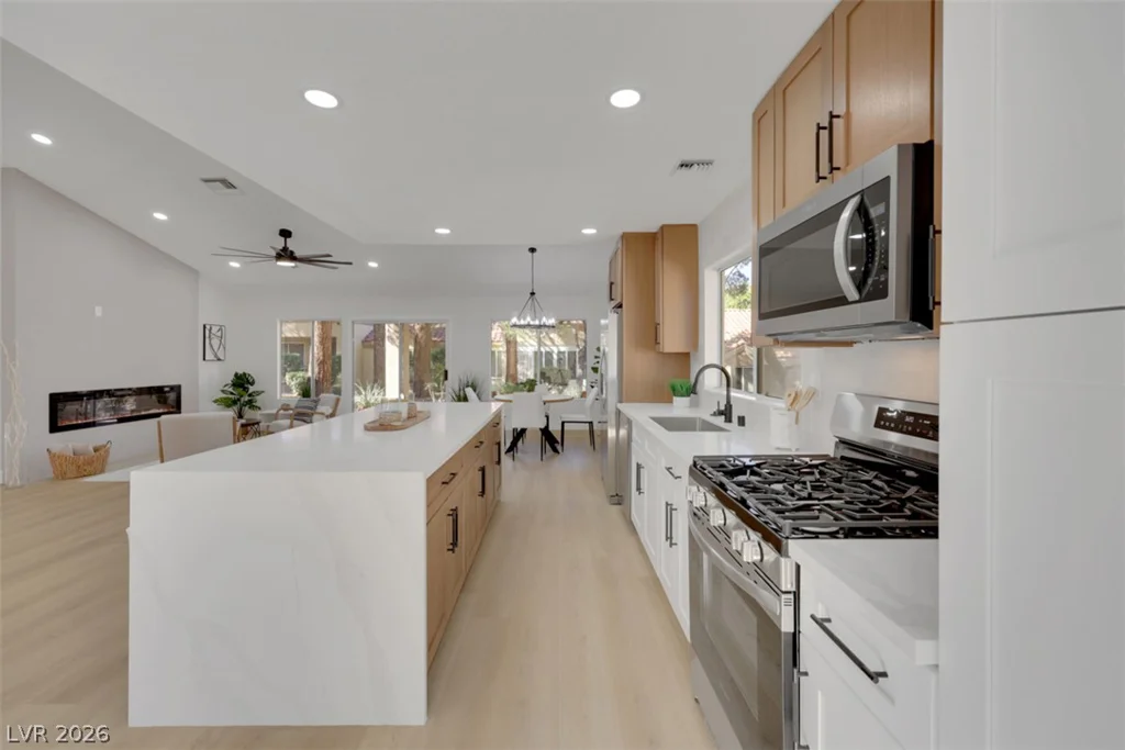 9532 Eagle Valley, Las Vegas, NV 89134
