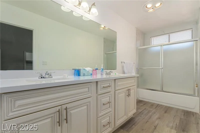 1900 Cameron, Las Vegas, NV 89102