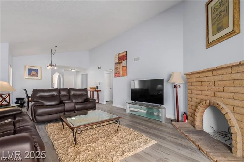 1900 Cameron, Las Vegas, NV 89102