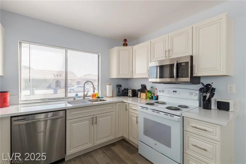 1900 Cameron, Las Vegas, NV 89102