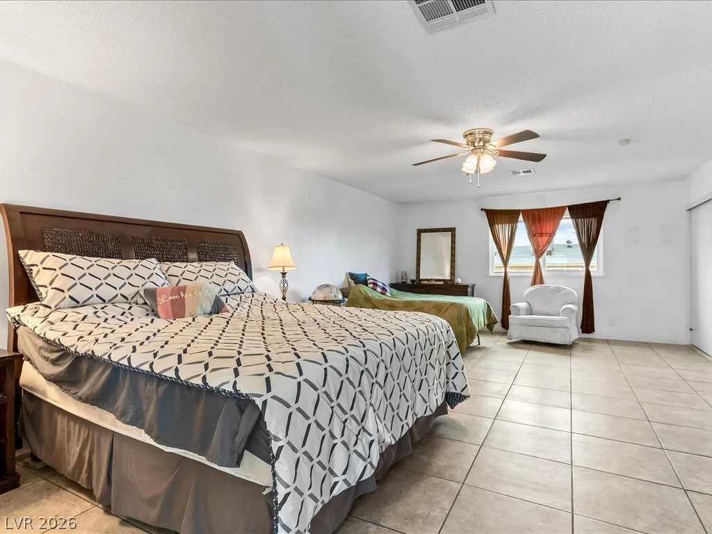 513 Dolores, Las Vegas, NV 89107
