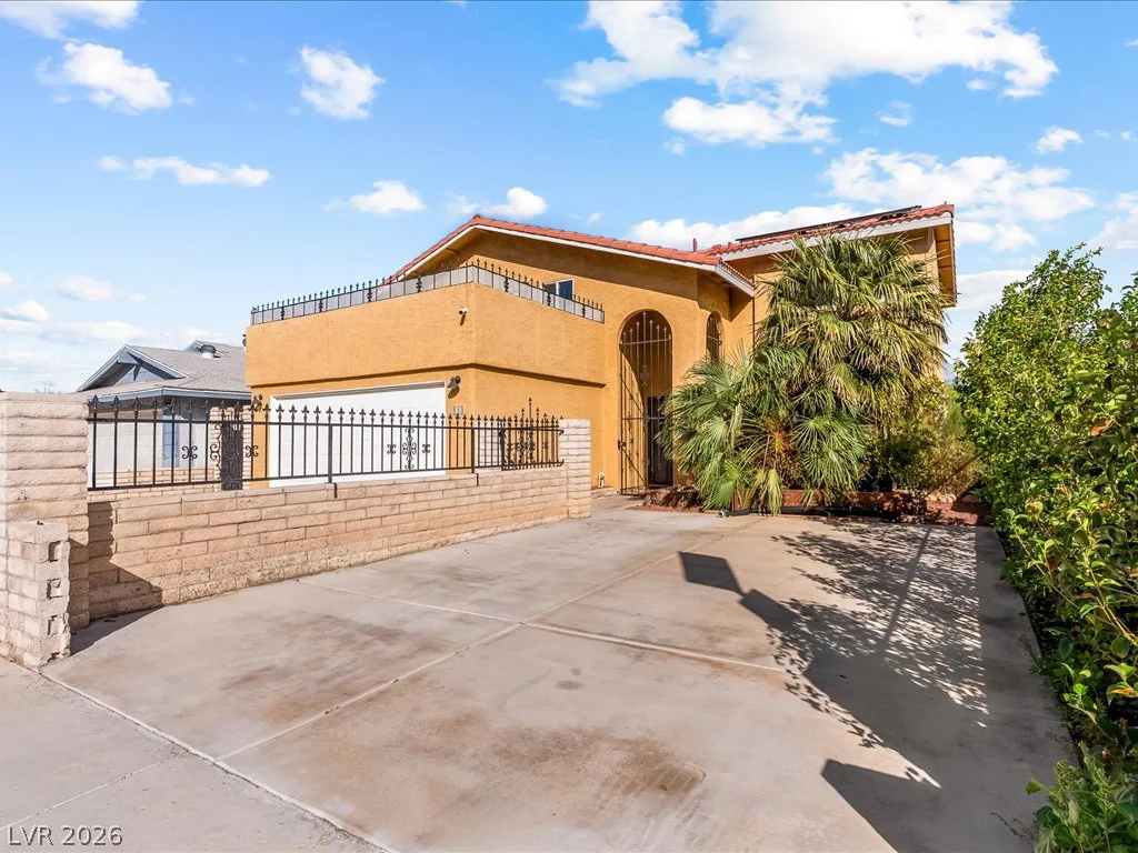 513 Dolores, Las Vegas, NV 89107