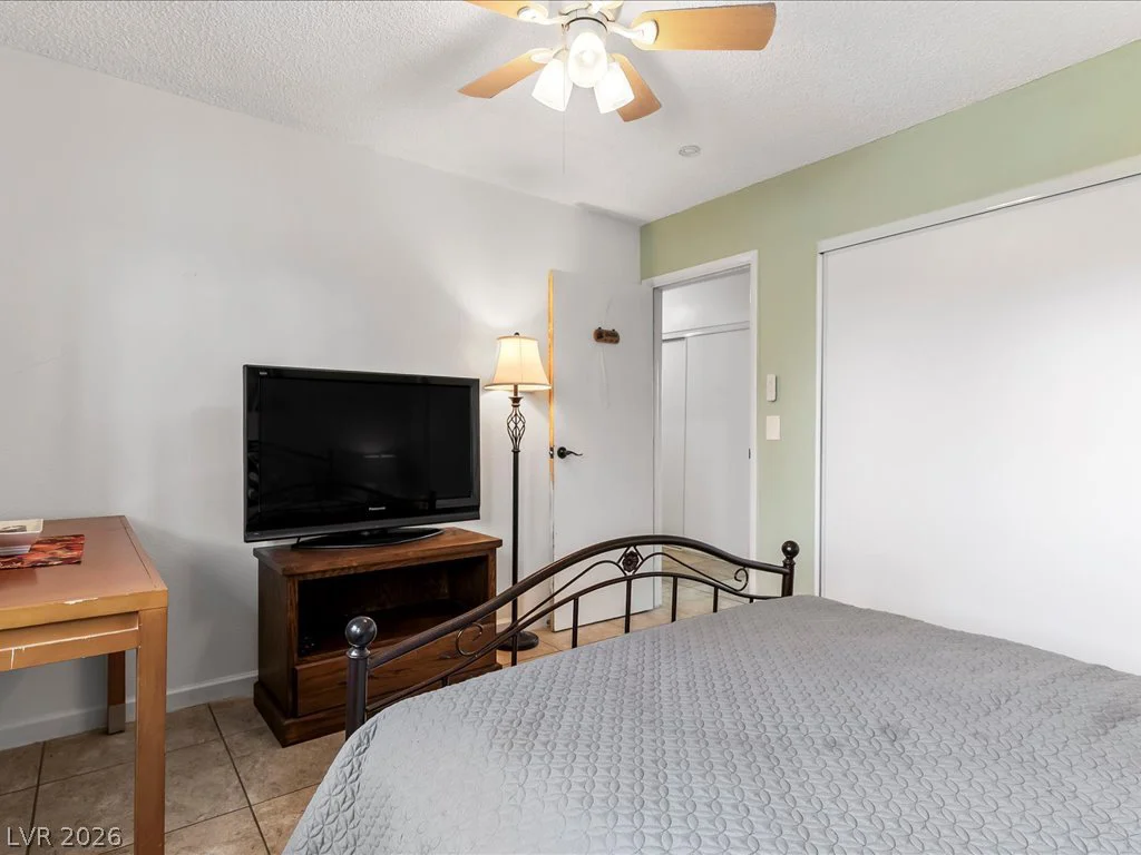 513 Dolores, Las Vegas, NV 89107