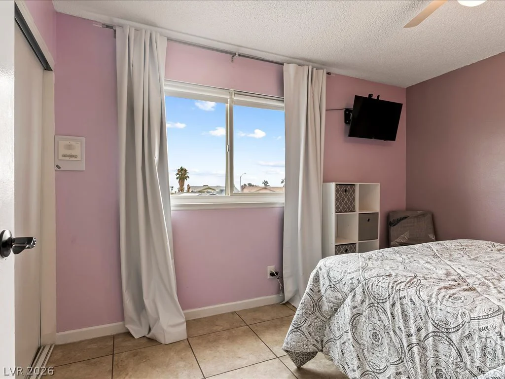513 Dolores, Las Vegas, NV 89107
