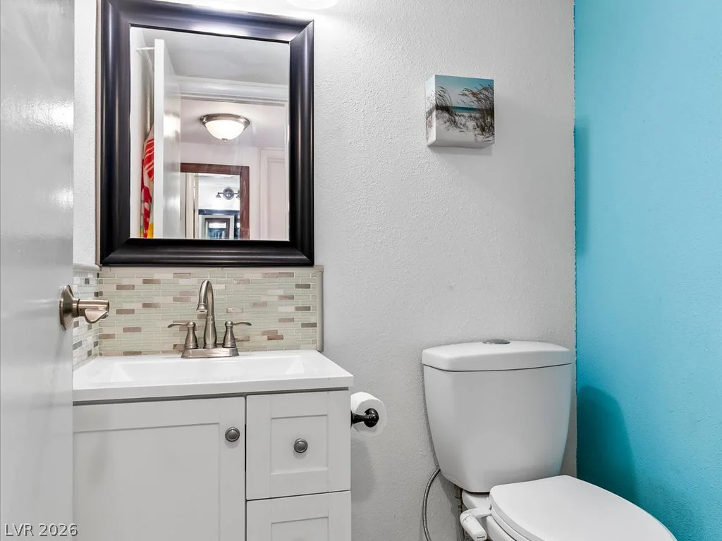 513 Dolores, Las Vegas, NV 89107