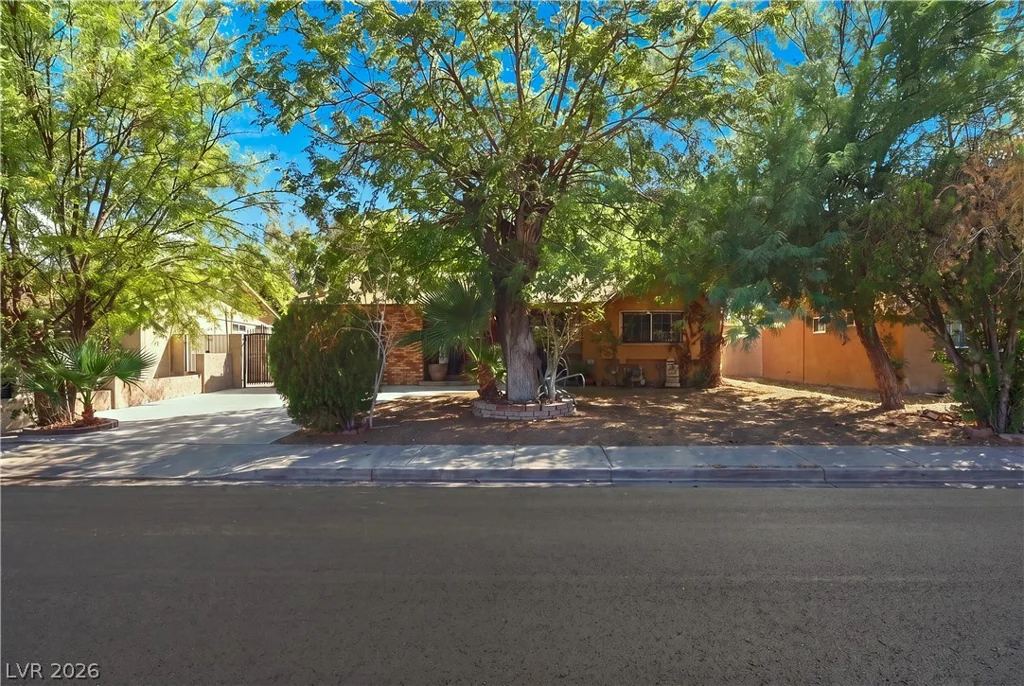 2828 Willoughby, Las Vegas, NV 89101