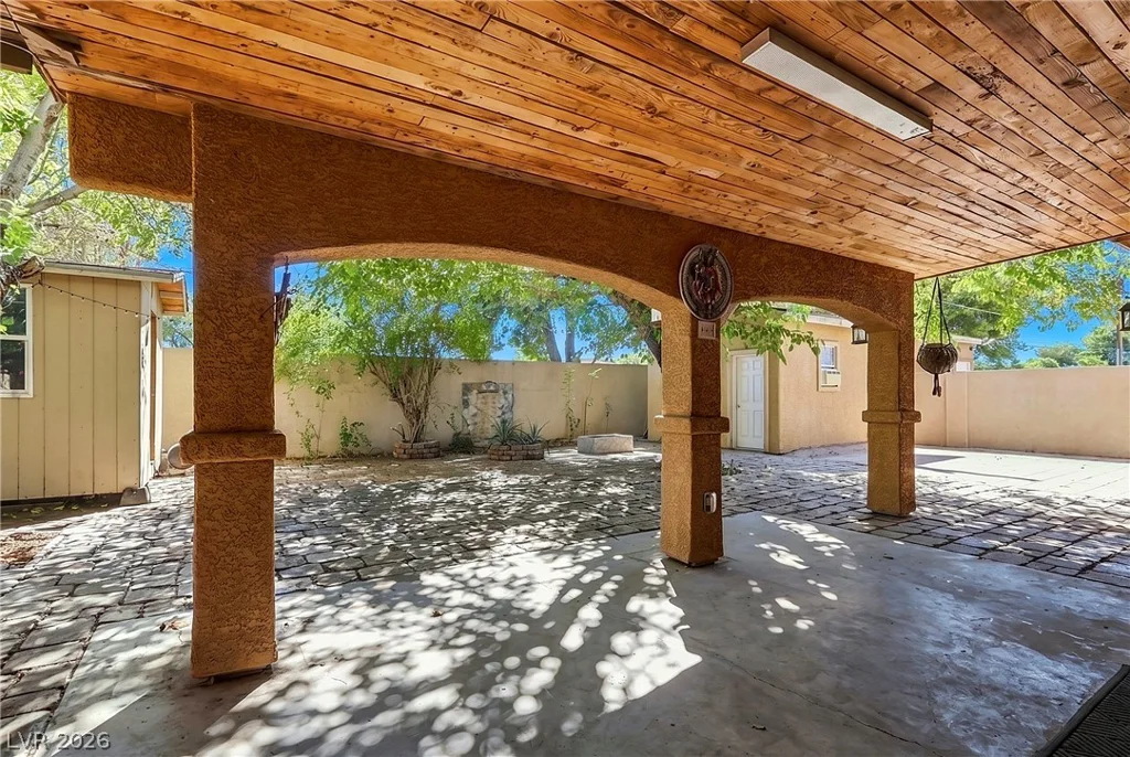 2828 Willoughby, Las Vegas, NV 89101
