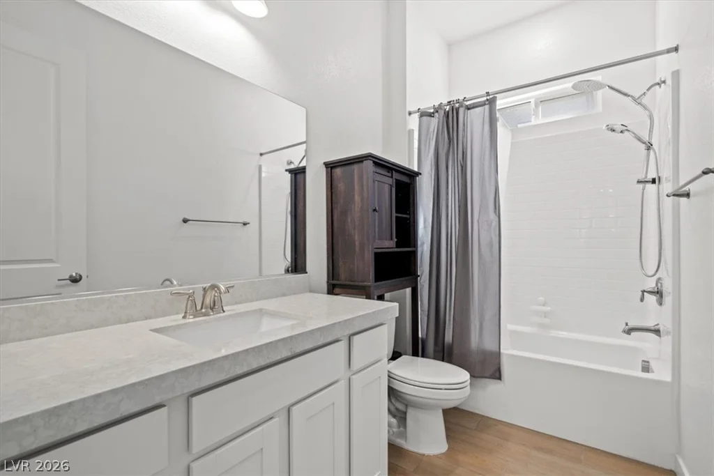 823 Eaton Falls, Henderson, NV 89011