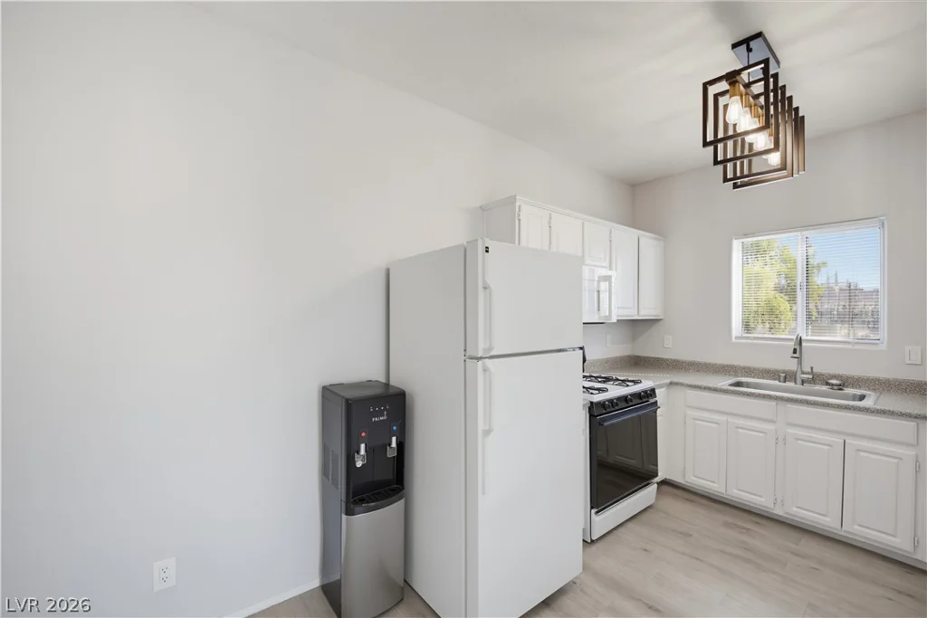 5655 Sahara, Las Vegas, NV 89142
