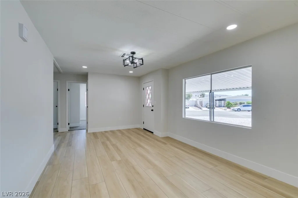 253 Sir Phillip, Las Vegas, NV 89110