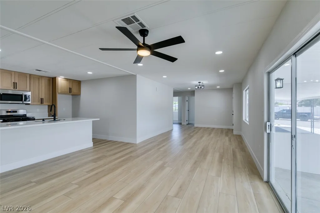 253 Sir Phillip, Las Vegas, NV 89110