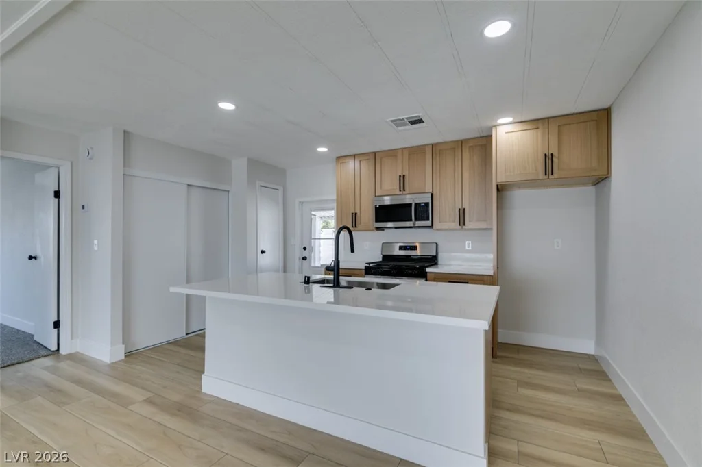 253 Sir Phillip, Las Vegas, NV 89110