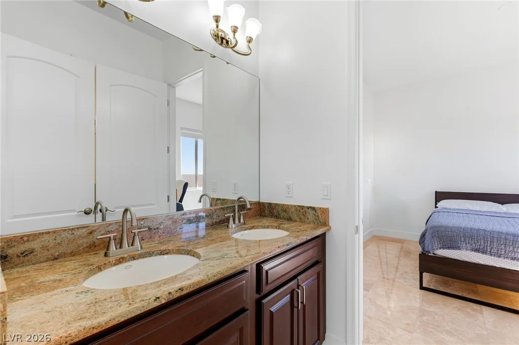 5625 Chieftain, Las Vegas, NV 89149