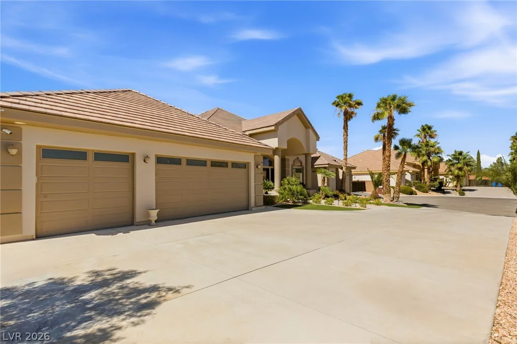 5625 Chieftain, Las Vegas, NV 89149