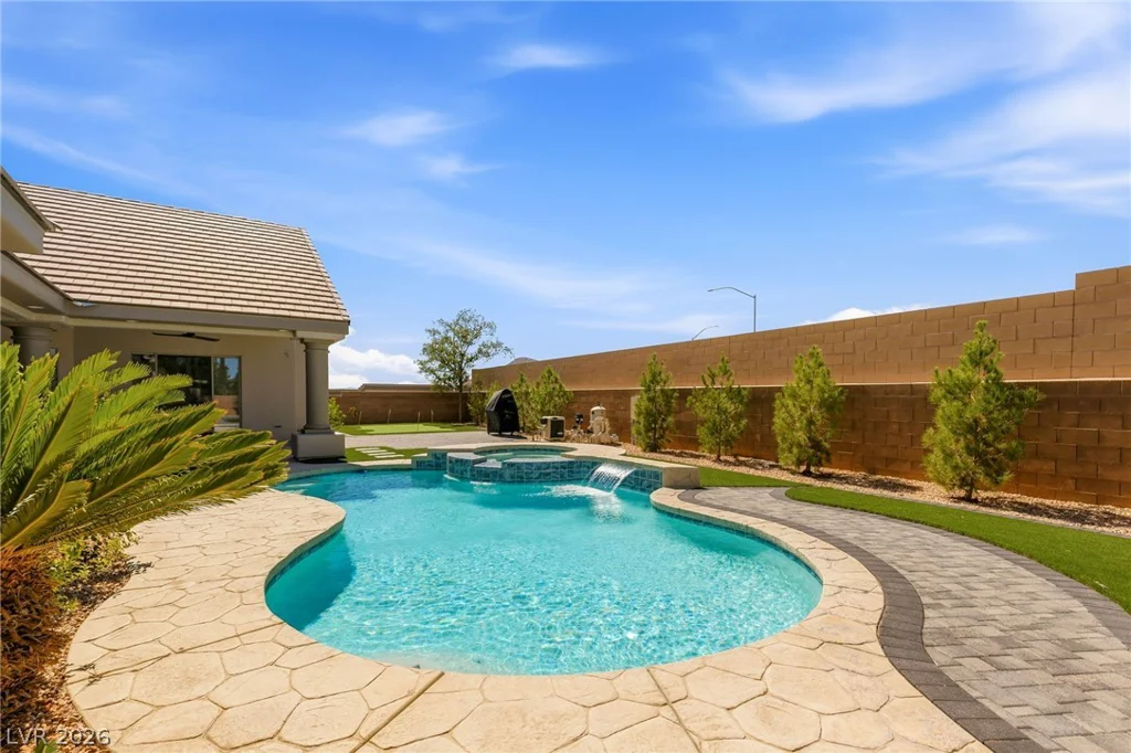 5625 Chieftain, Las Vegas, NV 89149