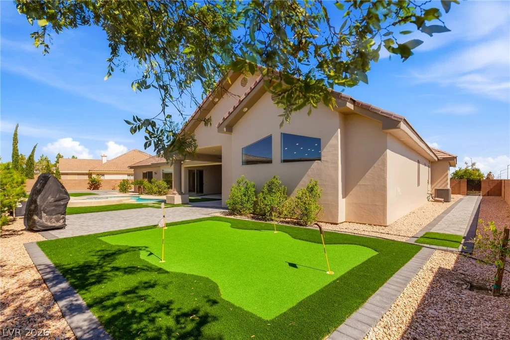 5625 Chieftain, Las Vegas, NV 89149