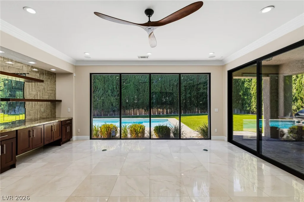 204 Satin Mist, Las Vegas, NV 89144