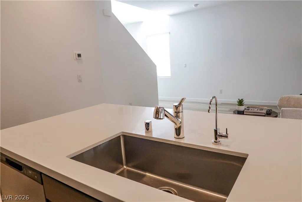 376 Great Ocean, North Las Vegas, NV 89084