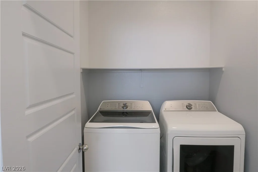 376 Great Ocean, North Las Vegas, NV 89084