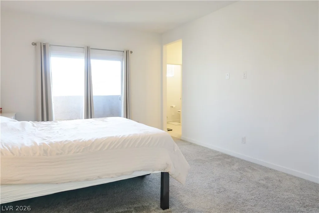 376 Great Ocean, North Las Vegas, NV 89084