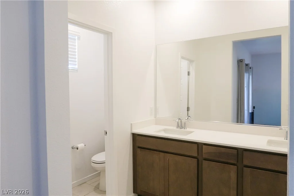 376 Great Ocean, North Las Vegas, NV 89084