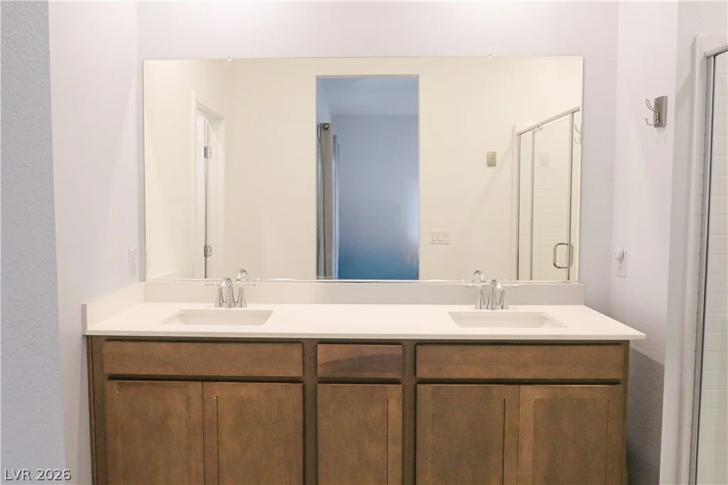 376 Great Ocean, North Las Vegas, NV 89084