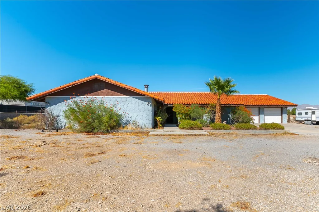 8520 Hammer, Las Vegas, NV 89149