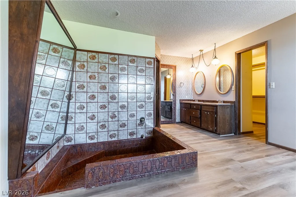 8520 Hammer, Las Vegas, NV 89149