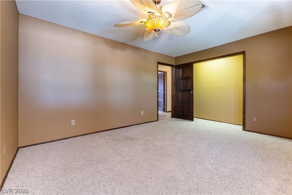 8520 Hammer, Las Vegas, NV 89149