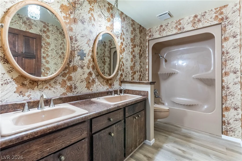 8520 Hammer, Las Vegas, NV 89149
