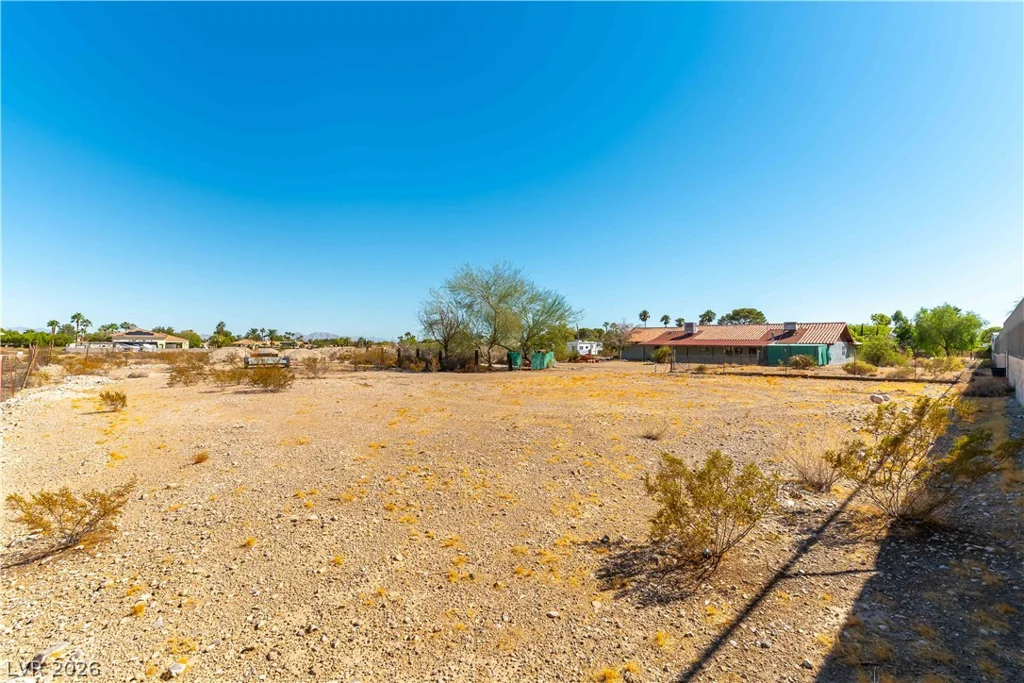 8520 Hammer, Las Vegas, NV 89149