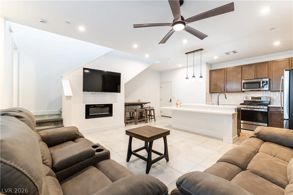 4312 Eagle Summit, Las Vegas, NV 89141