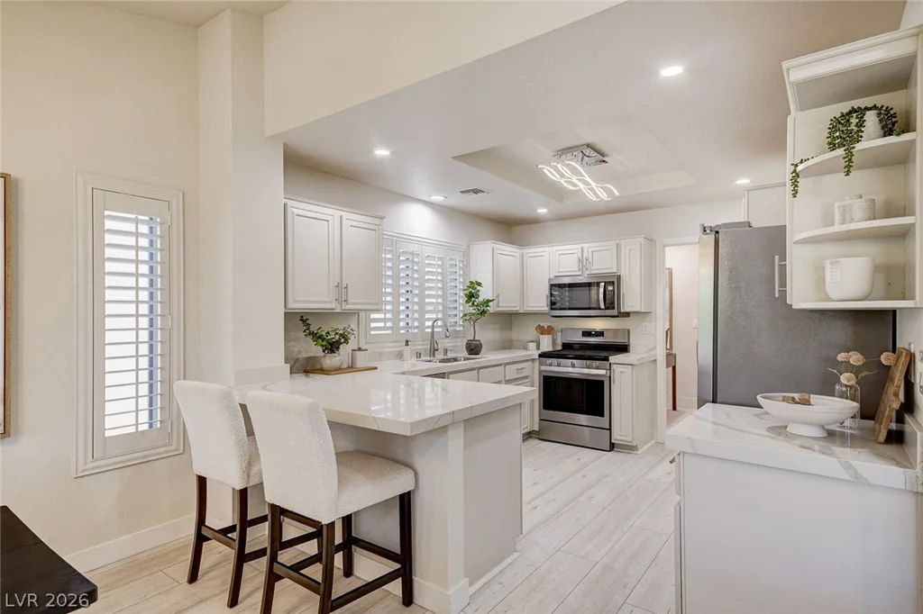 10044 Woodhouse, Las Vegas, NV 89134