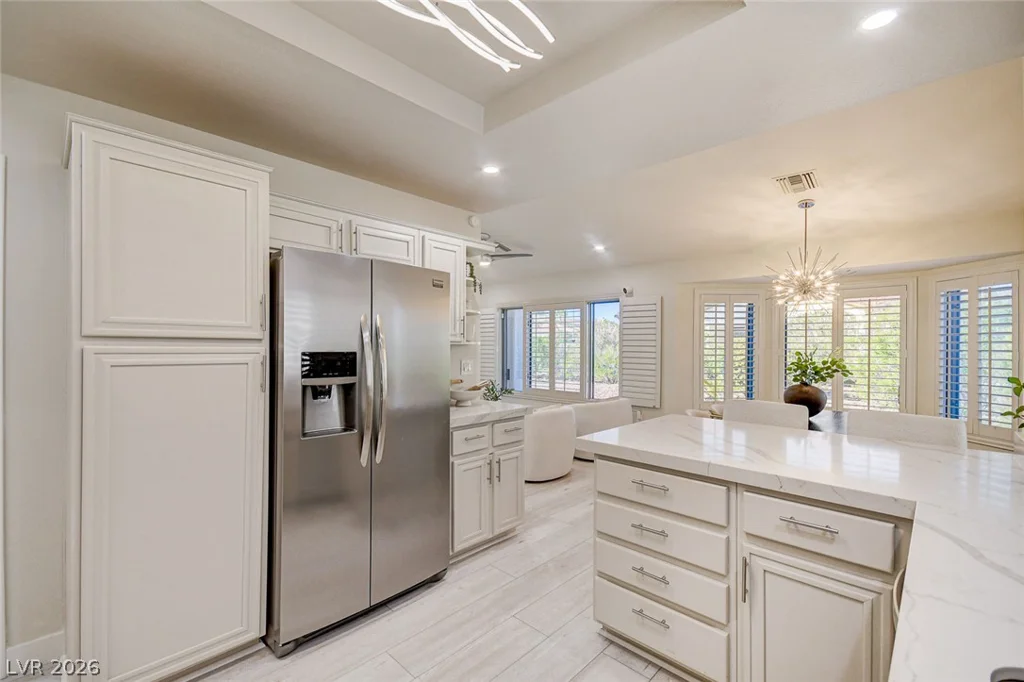 10044 Woodhouse, Las Vegas, NV 89134