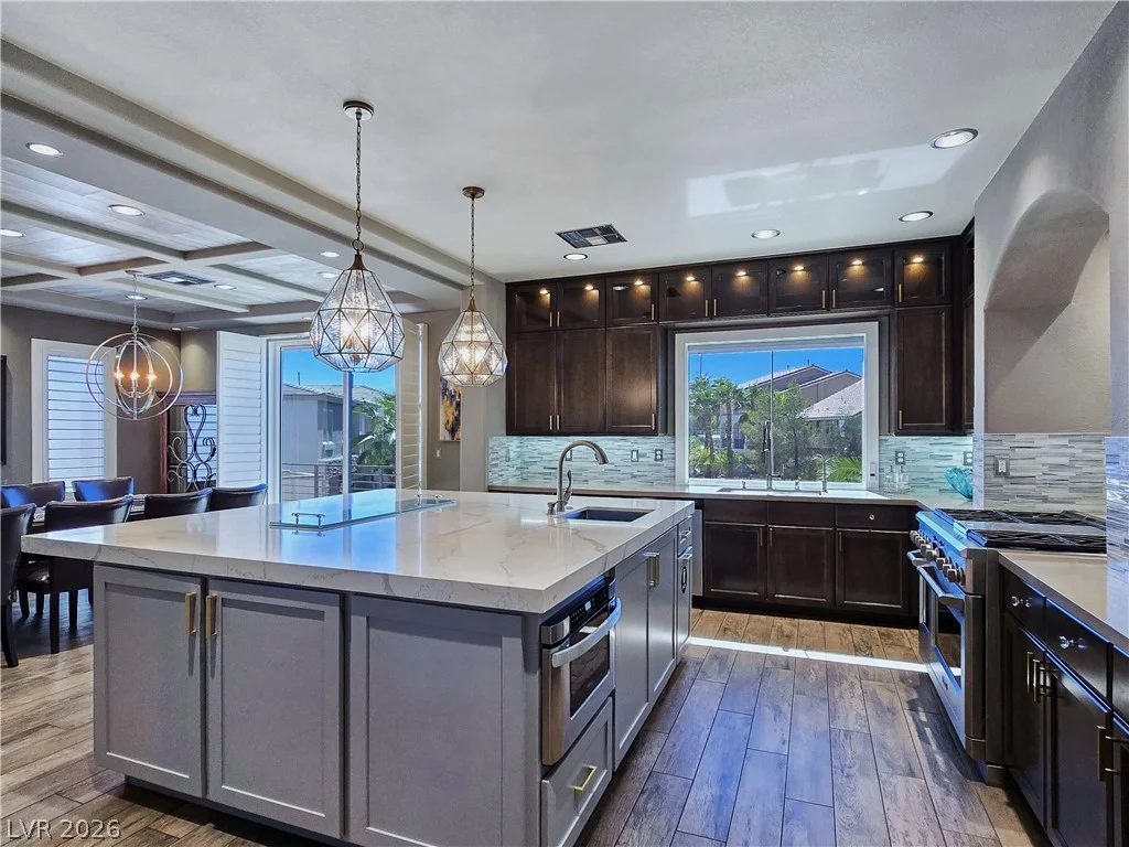 8354 Bartholomew Park, Las Vegas, NV 89139