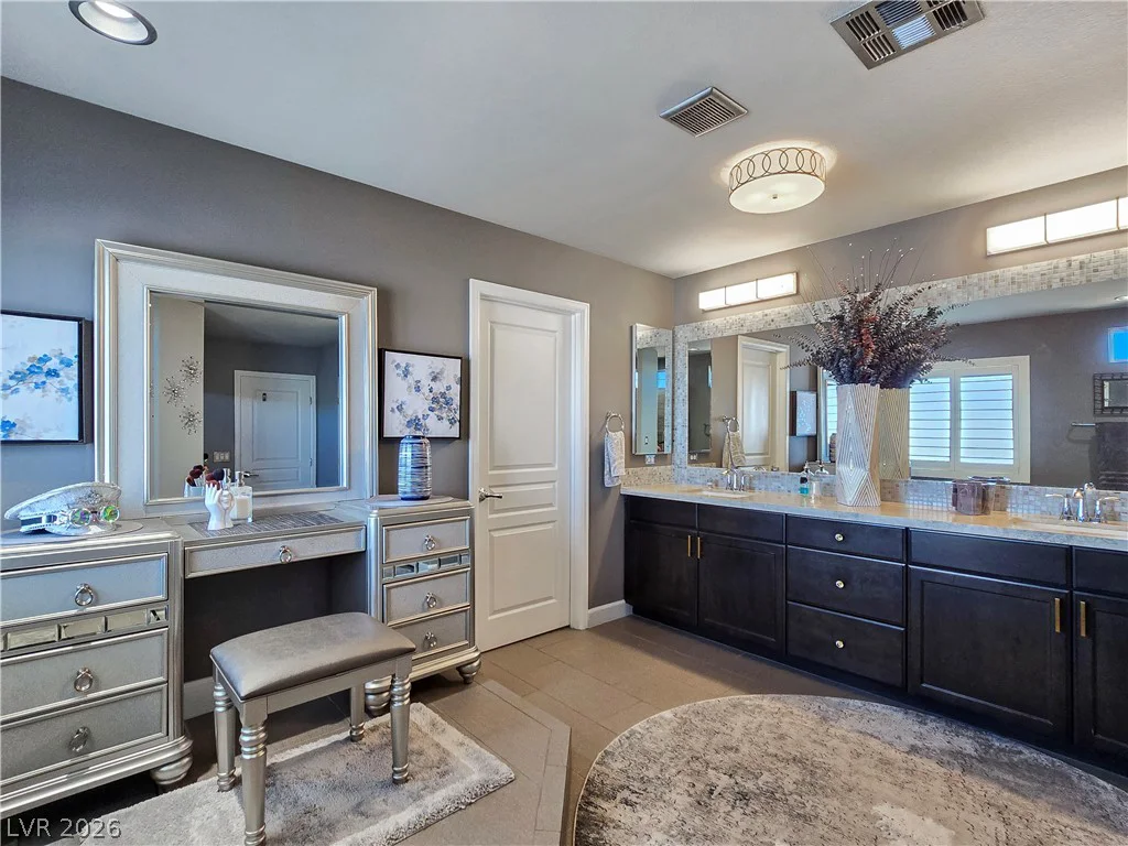 8354 Bartholomew Park, Las Vegas, NV 89139