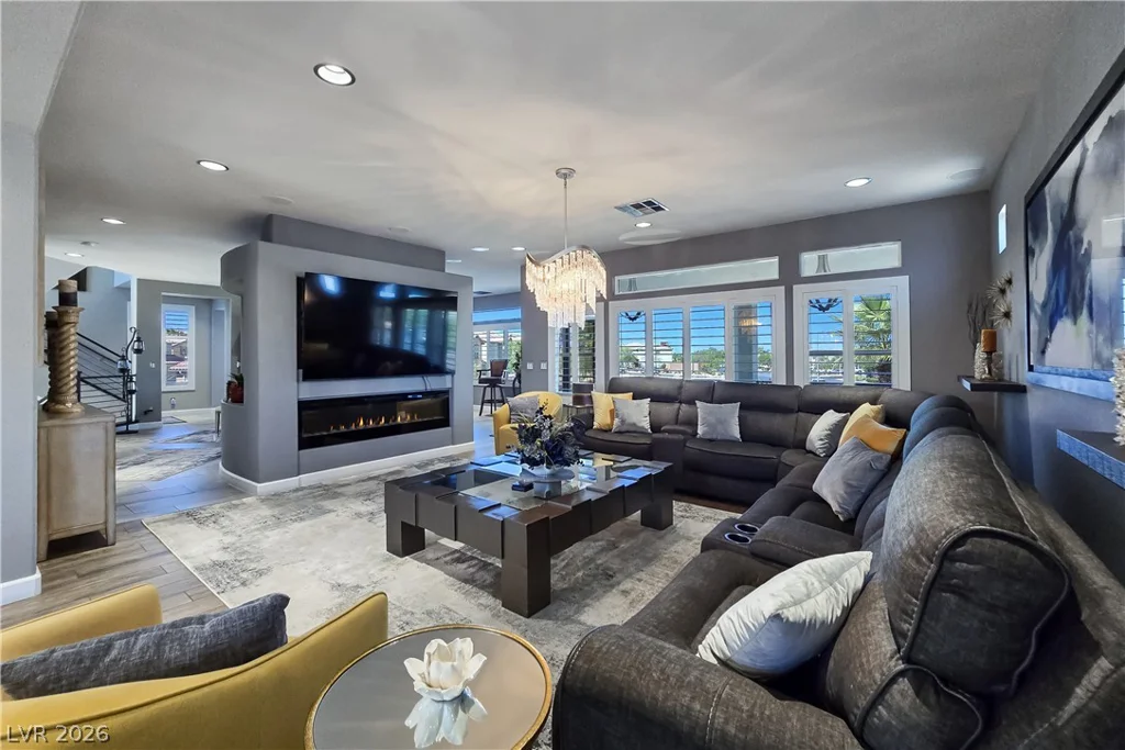 8354 Bartholomew Park, Las Vegas, NV 89139