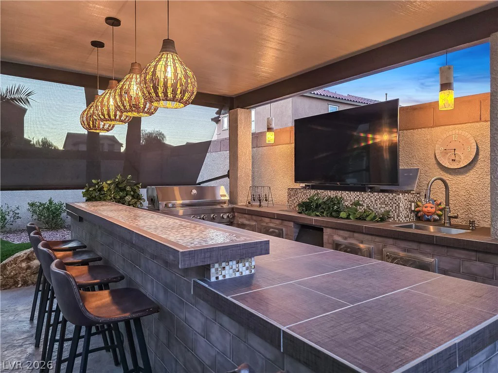 8354 Bartholomew Park, Las Vegas, NV 89139