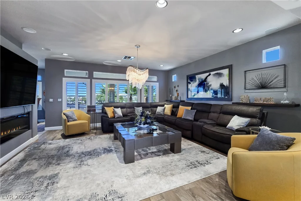 8354 Bartholomew Park, Las Vegas, NV 89139