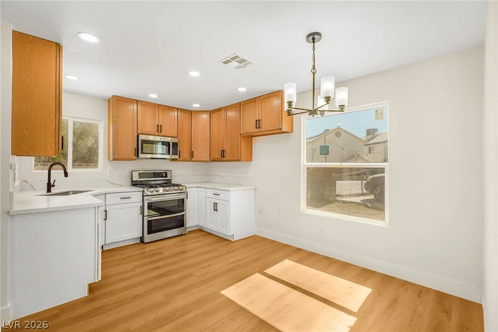 4219 Pasternak, Las Vegas, NV 89115