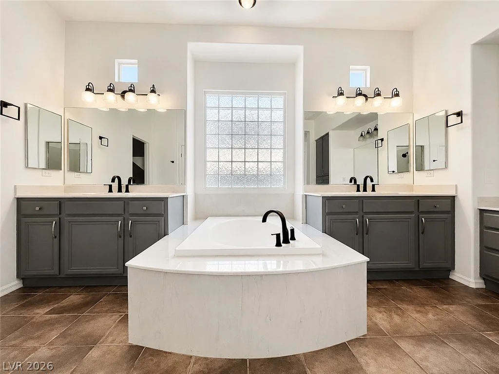 1908 Taylorville, Las Vegas, NV 89135